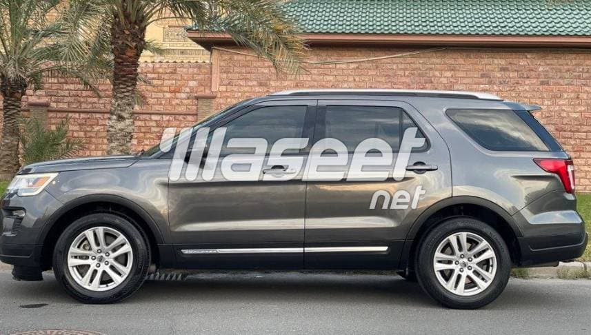 Ford Explorer XLT 2018 9