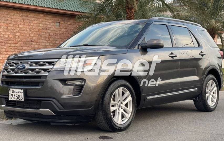 Ford Explorer XLT 2018 10