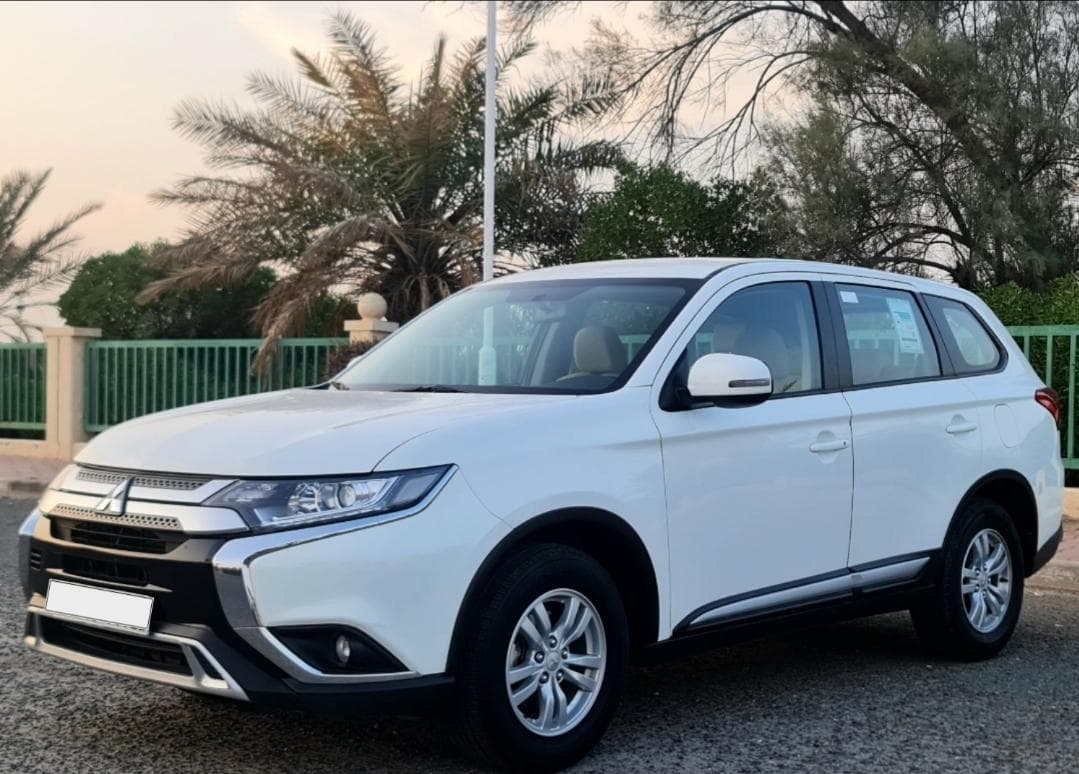 Mitsubishi outlander 2022 0