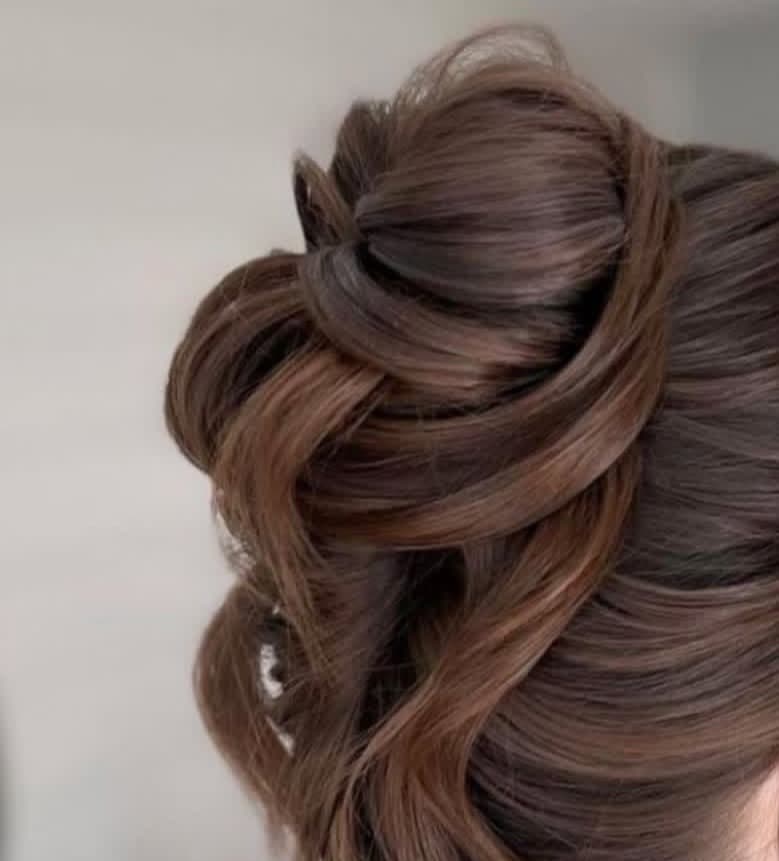 A hairdresser looking for a job in Kuwait 0