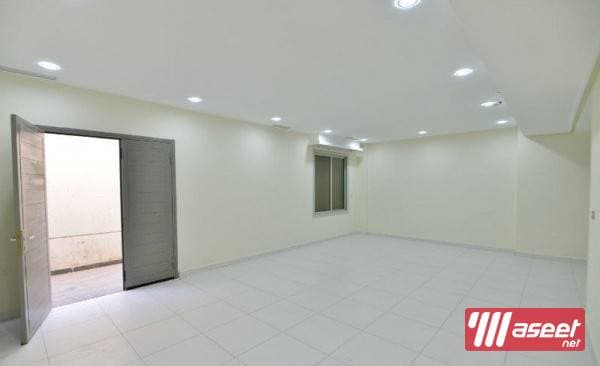 فيلا للإيجار في منطقة إشبيليه  2