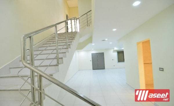 فيلا للإيجار في منطقة إشبيليه  4