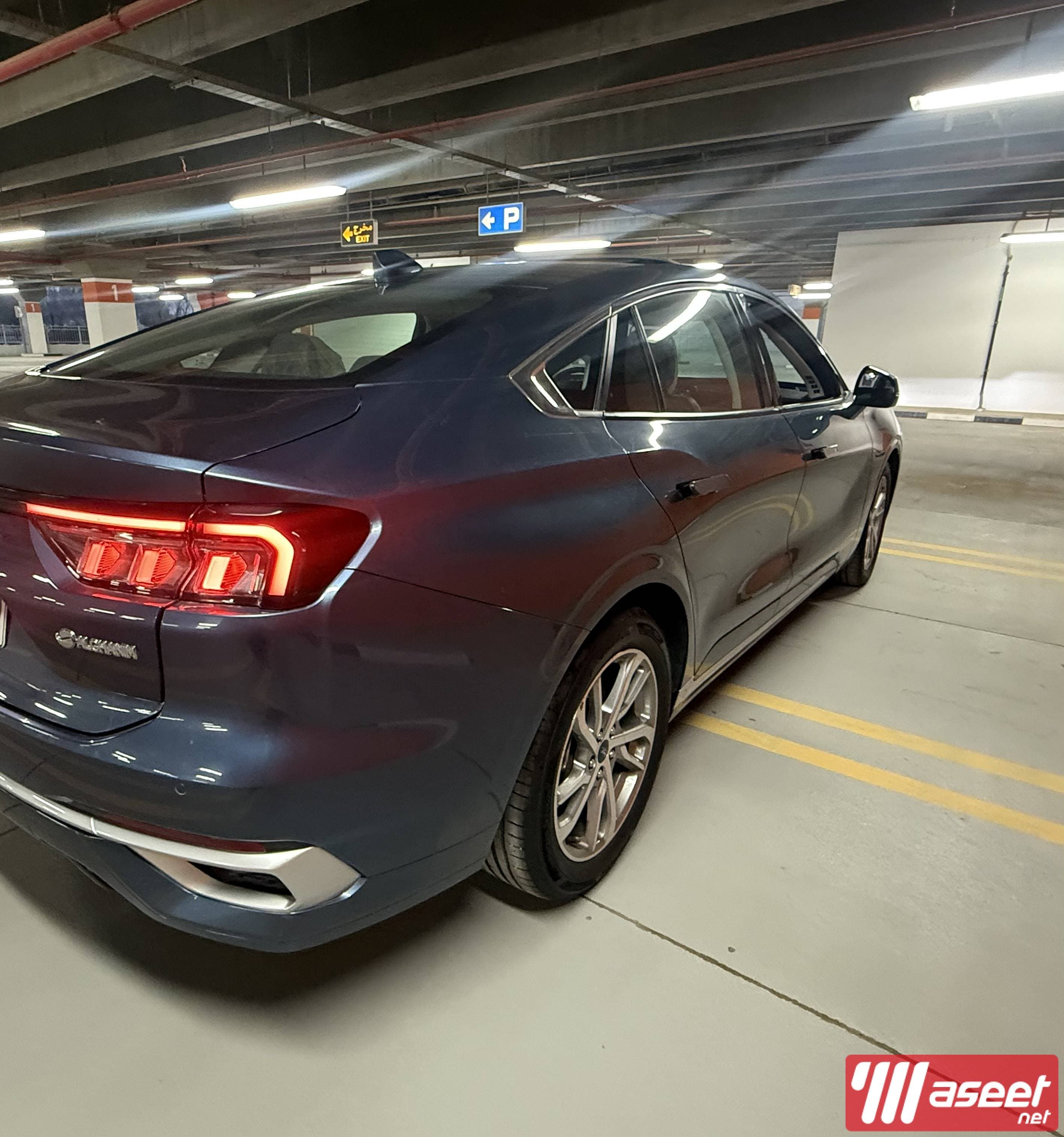 Ford Taurus 2023  3