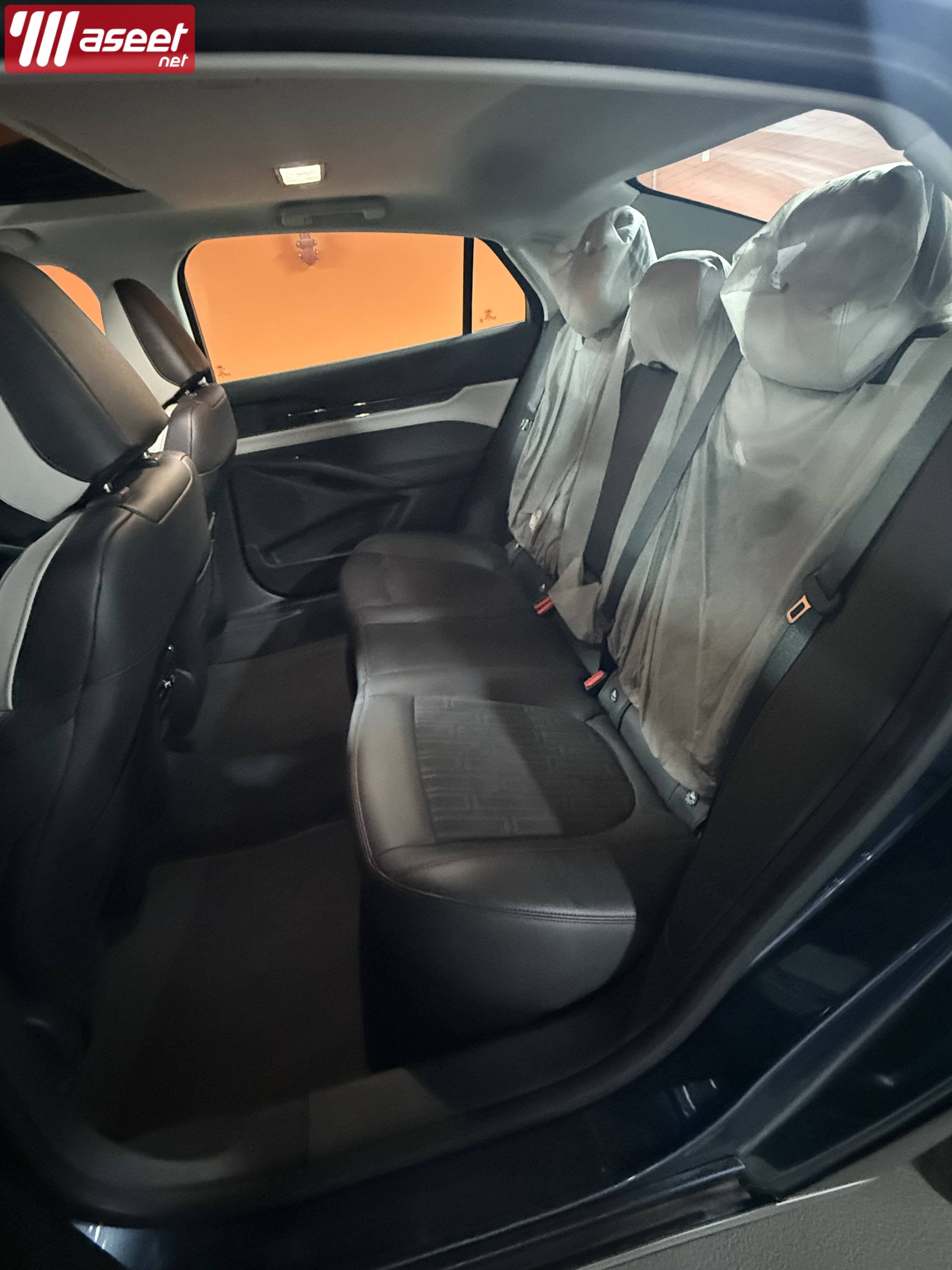 Ford Taurus 2023  8