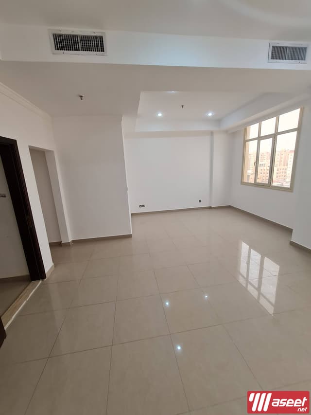 Office for rent in Maidan Hawalli 