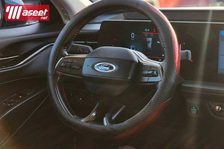 Ford Taurus model 2023 8