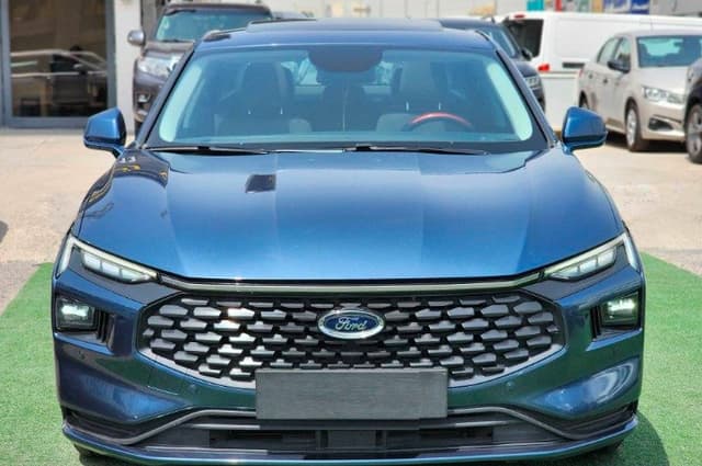 Ford Taurus model 2023