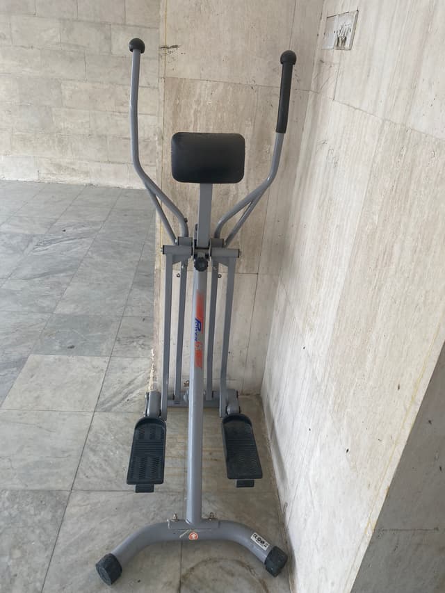 A device for sports walking
