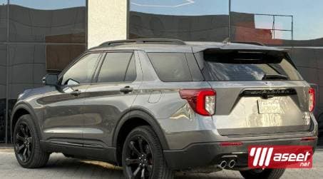 Ford Explorer ST model 2022 6