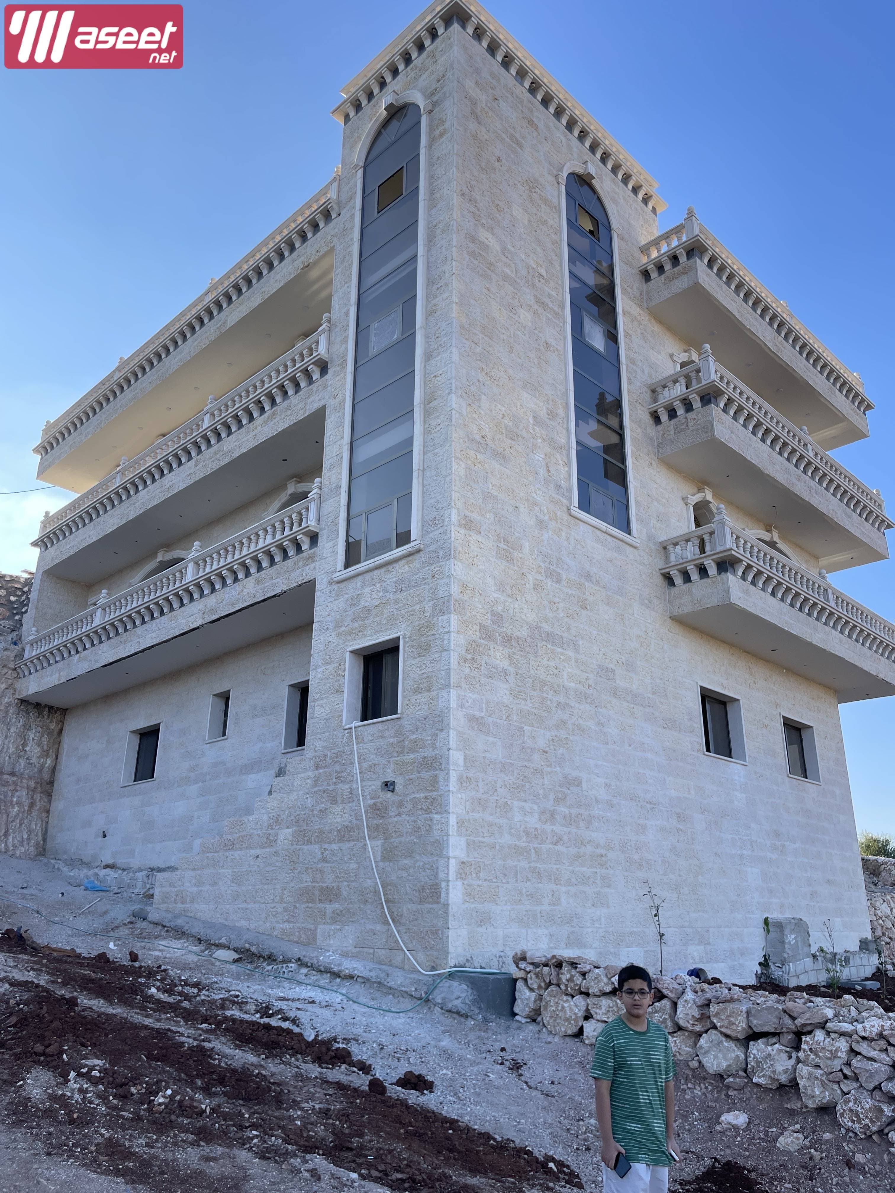 New villa in Jordan in Ajloun 1