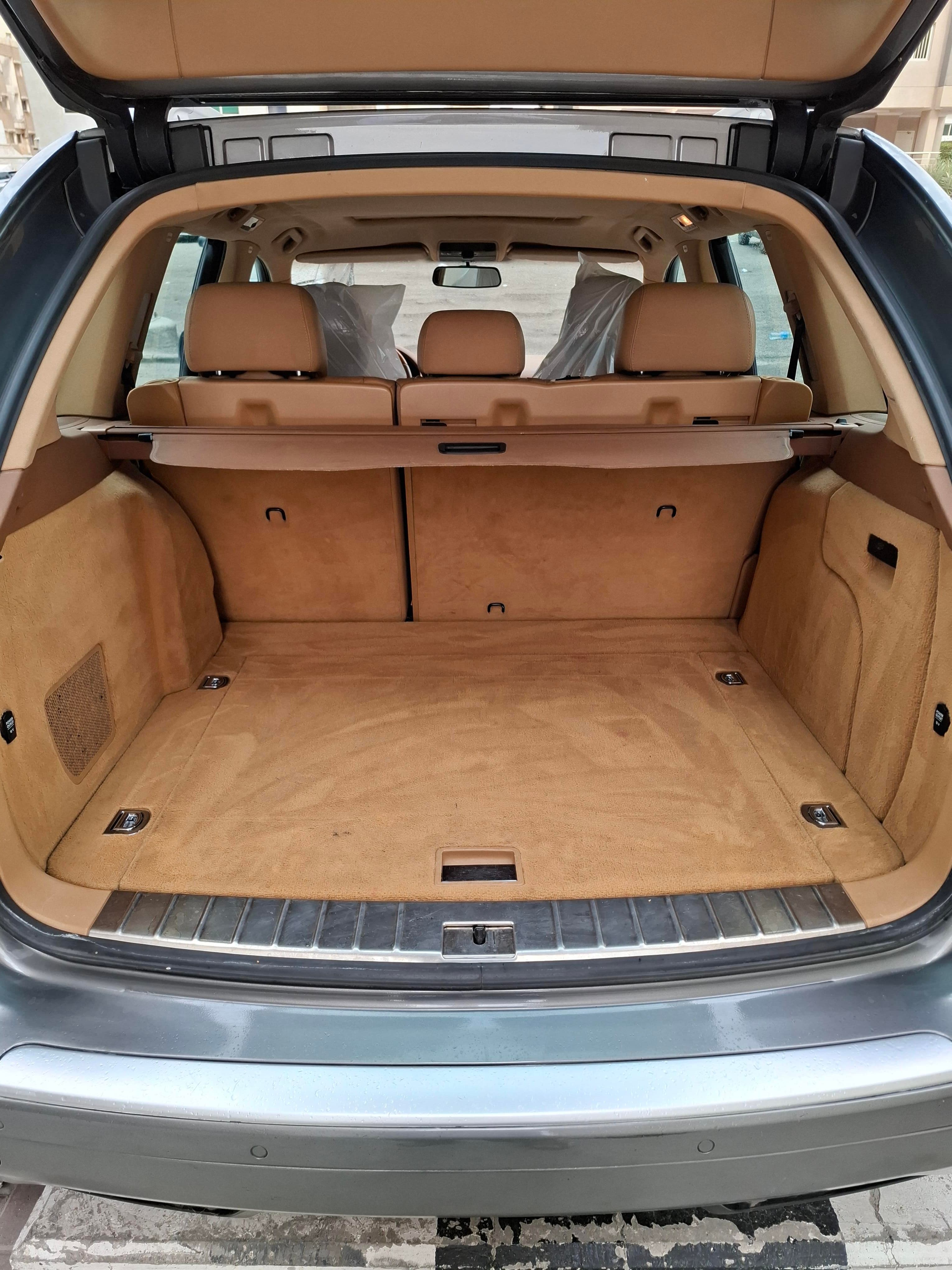 Porsche Cayenne 2010 5
