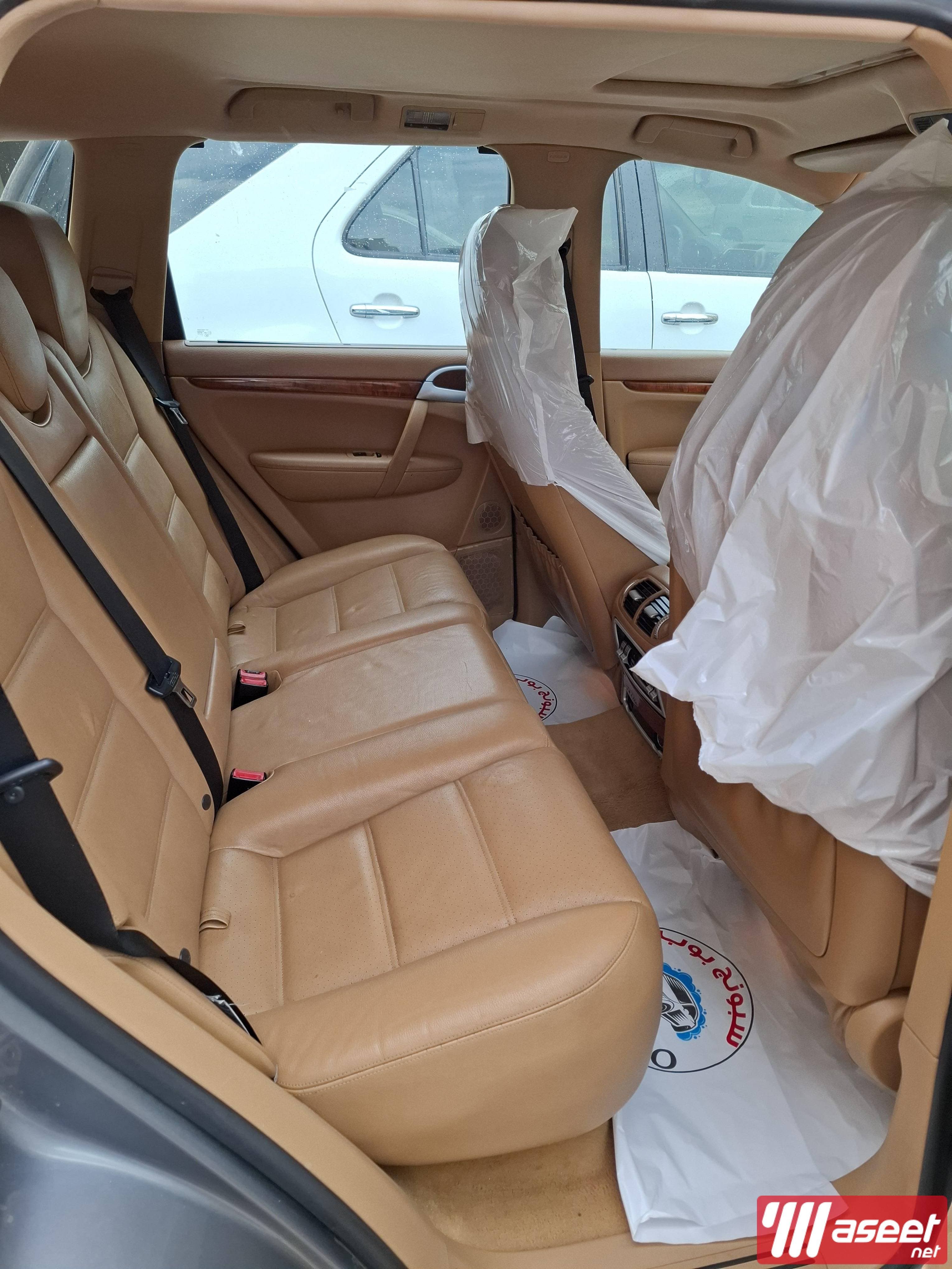 Porsche Cayenne 2010 4