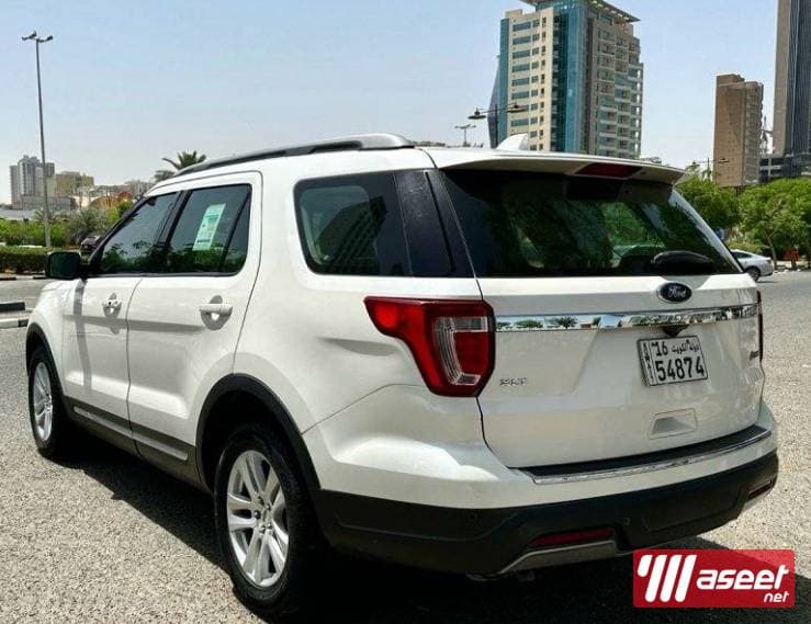 Ford Explorer XLT 2018 for sale 11