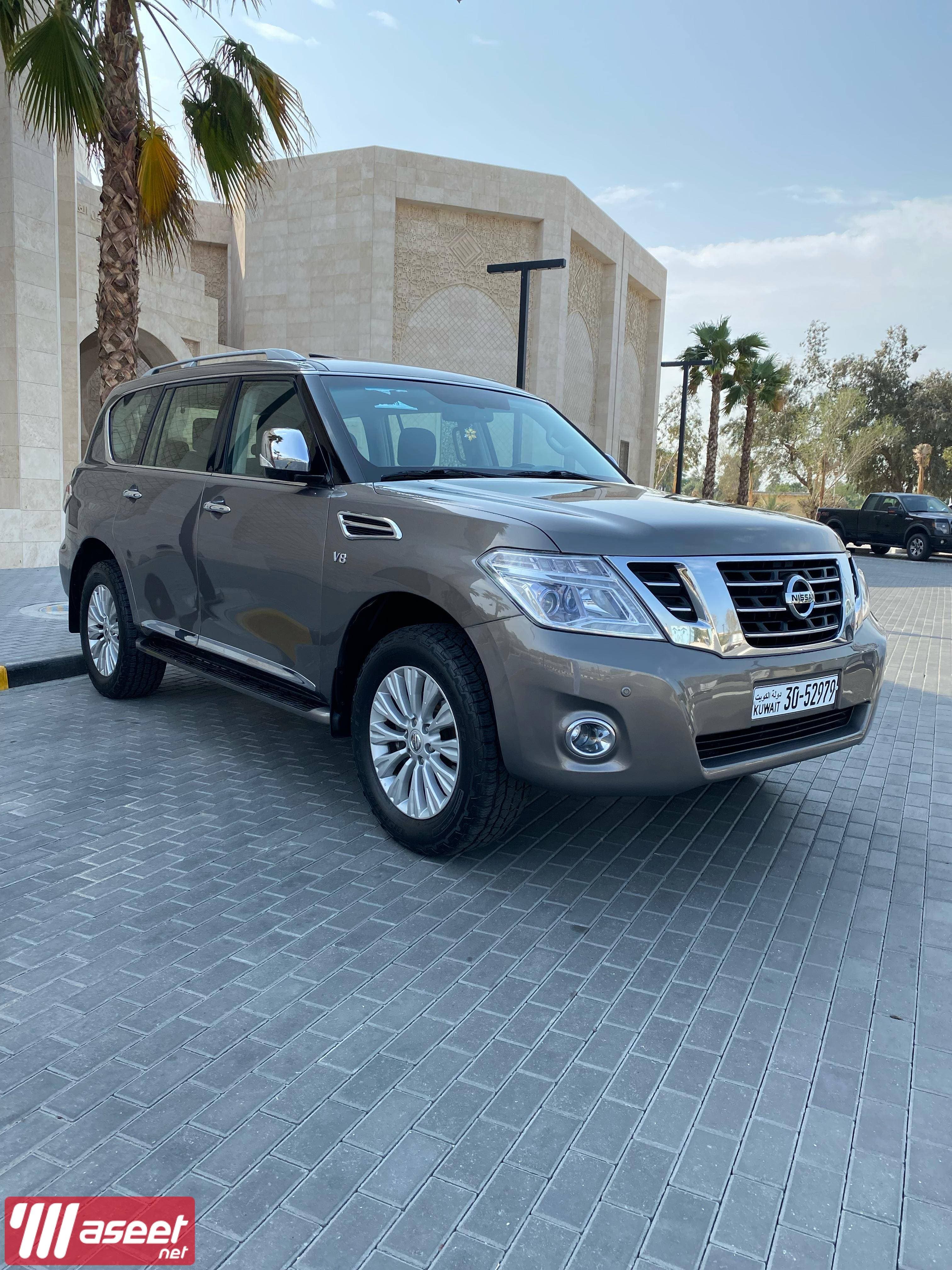 Nissan Patrol 2015 agency paint 1