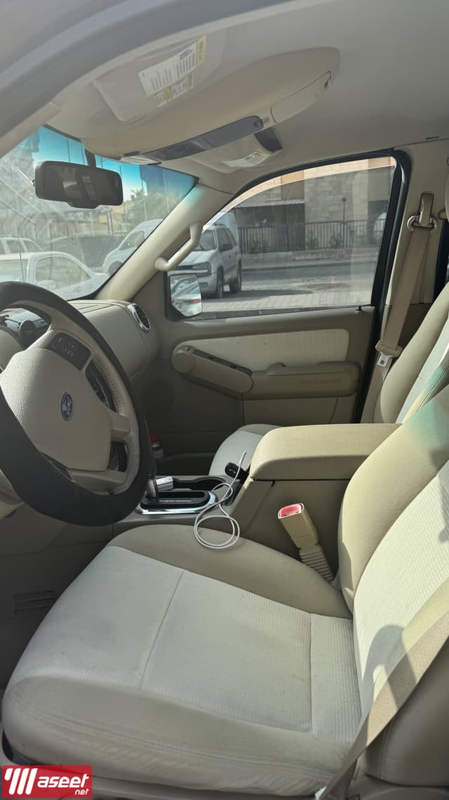 Ford Explorer 2010