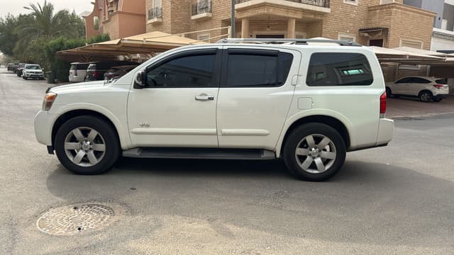 Nissan Armada 2010