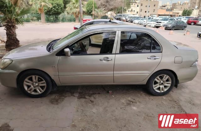   Mitsubishi Lancer 2013 
