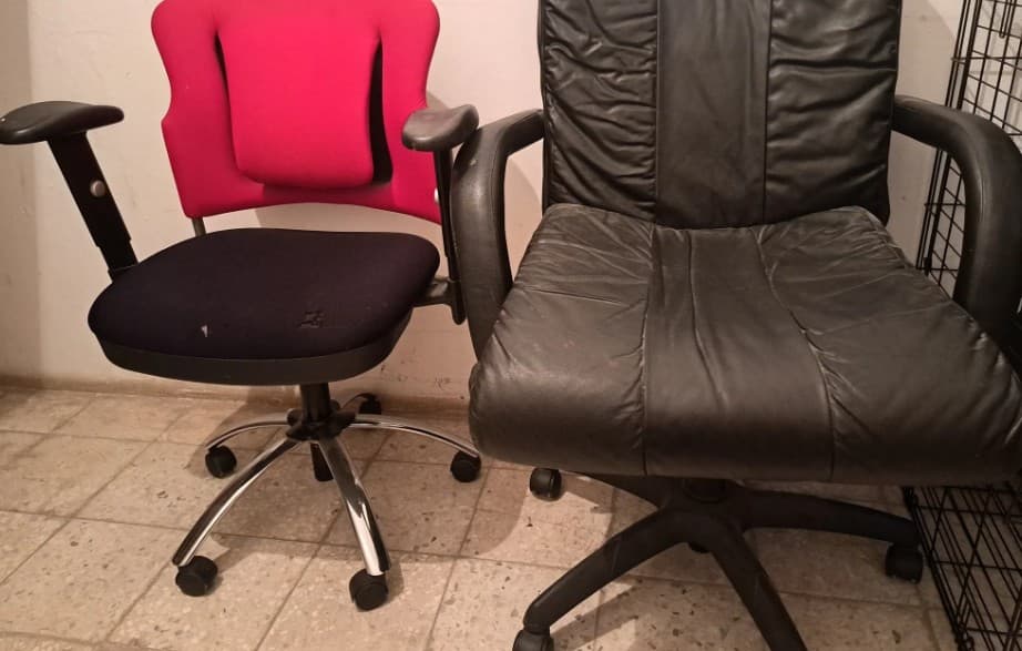office chairs 0