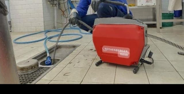 Sewer wiring and camera photography to check sewage