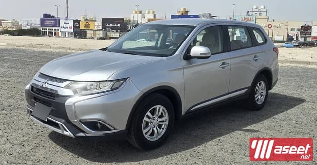 Mitsubishi Outlander model 2020