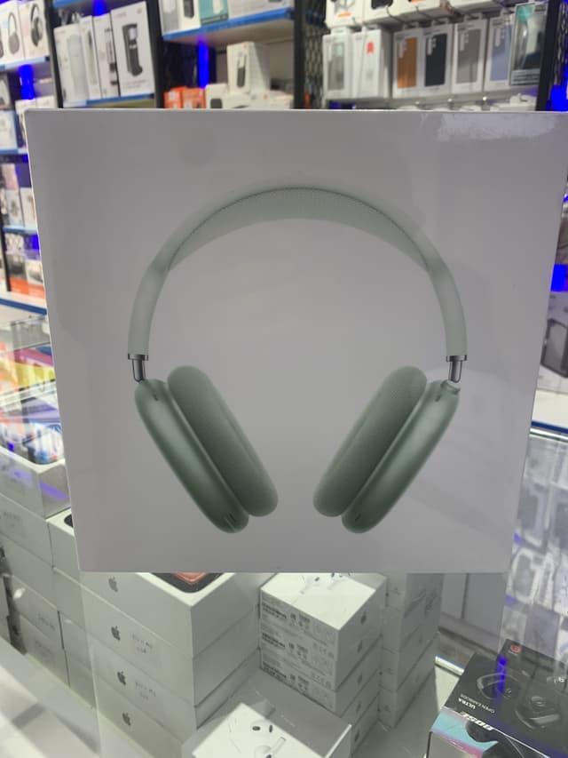 Apple airpdods max Green