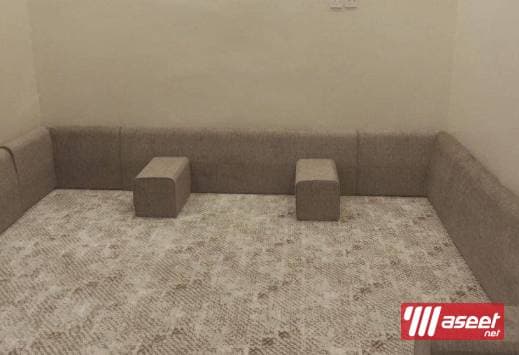 Tailored backrest diwaniyas, sessions