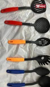 For sale: various utensils 4