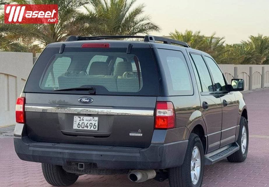 Ford Expedition 2015  4