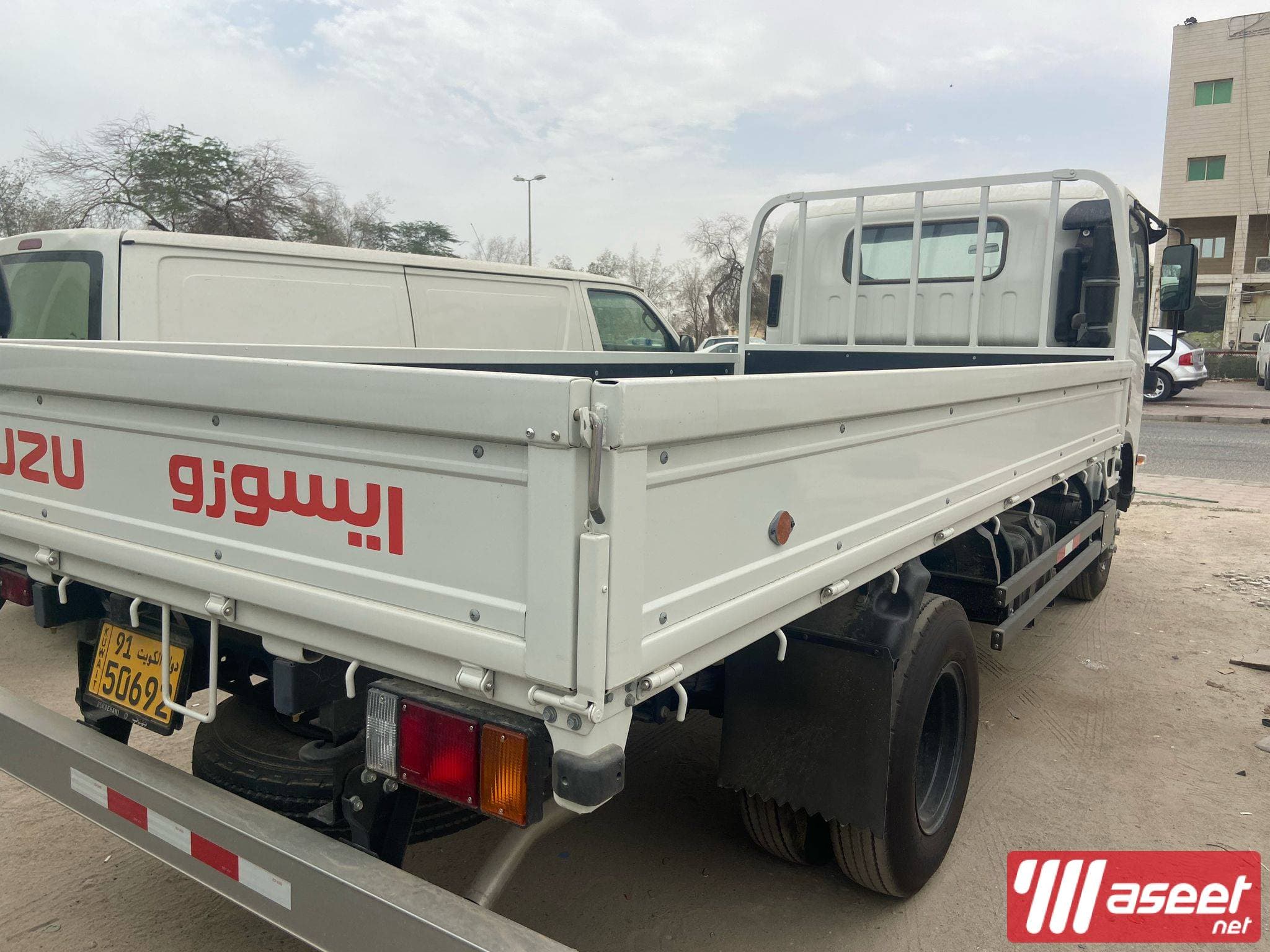 Isuzu 2024  5
