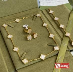 The strongest collection of accessories for women 10