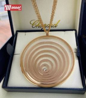 First class accessories for women 4