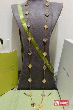 First class accessories for women 8