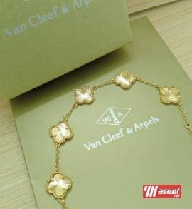The latest and most powerful collection of women's accessories 5