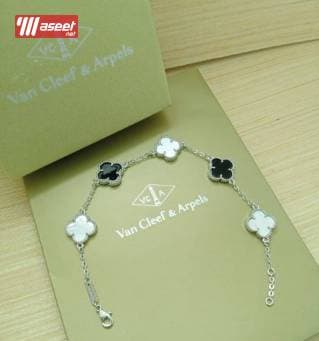 The latest and most powerful collection of women's accessories 6