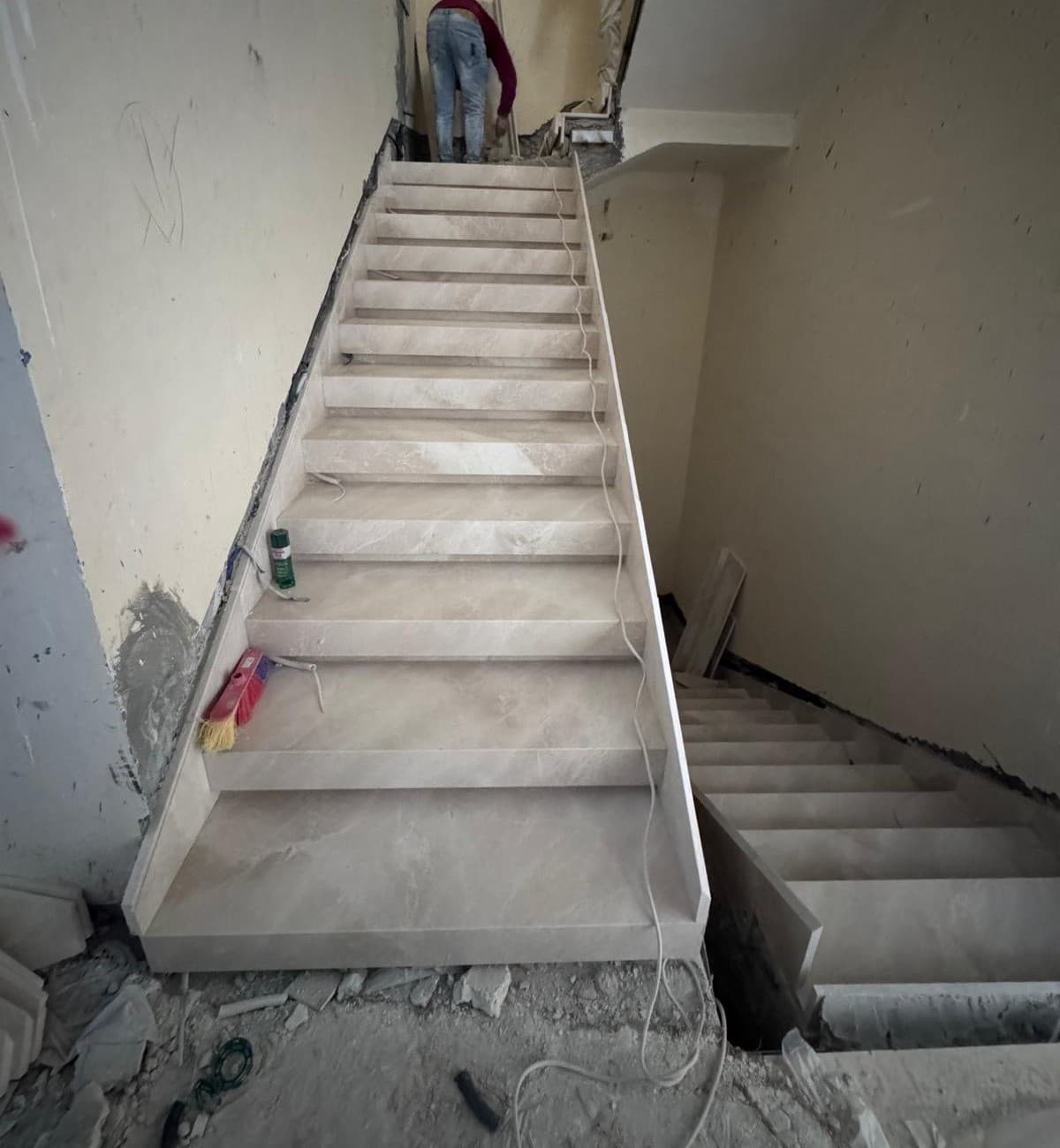 مهندس تشطيبات لاعمال الديكور 0