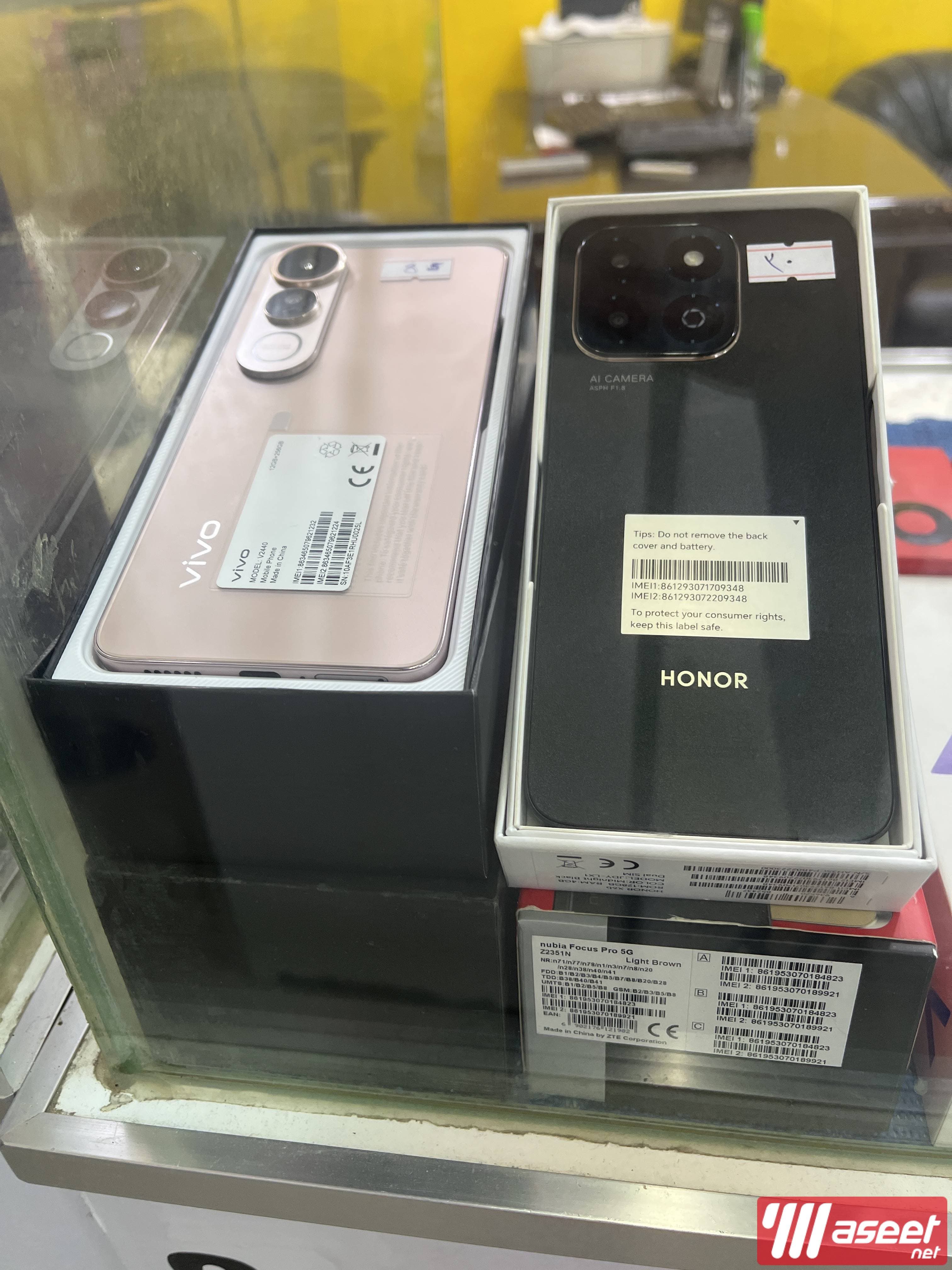 Used iPhone and Samsung devices in new condition 6