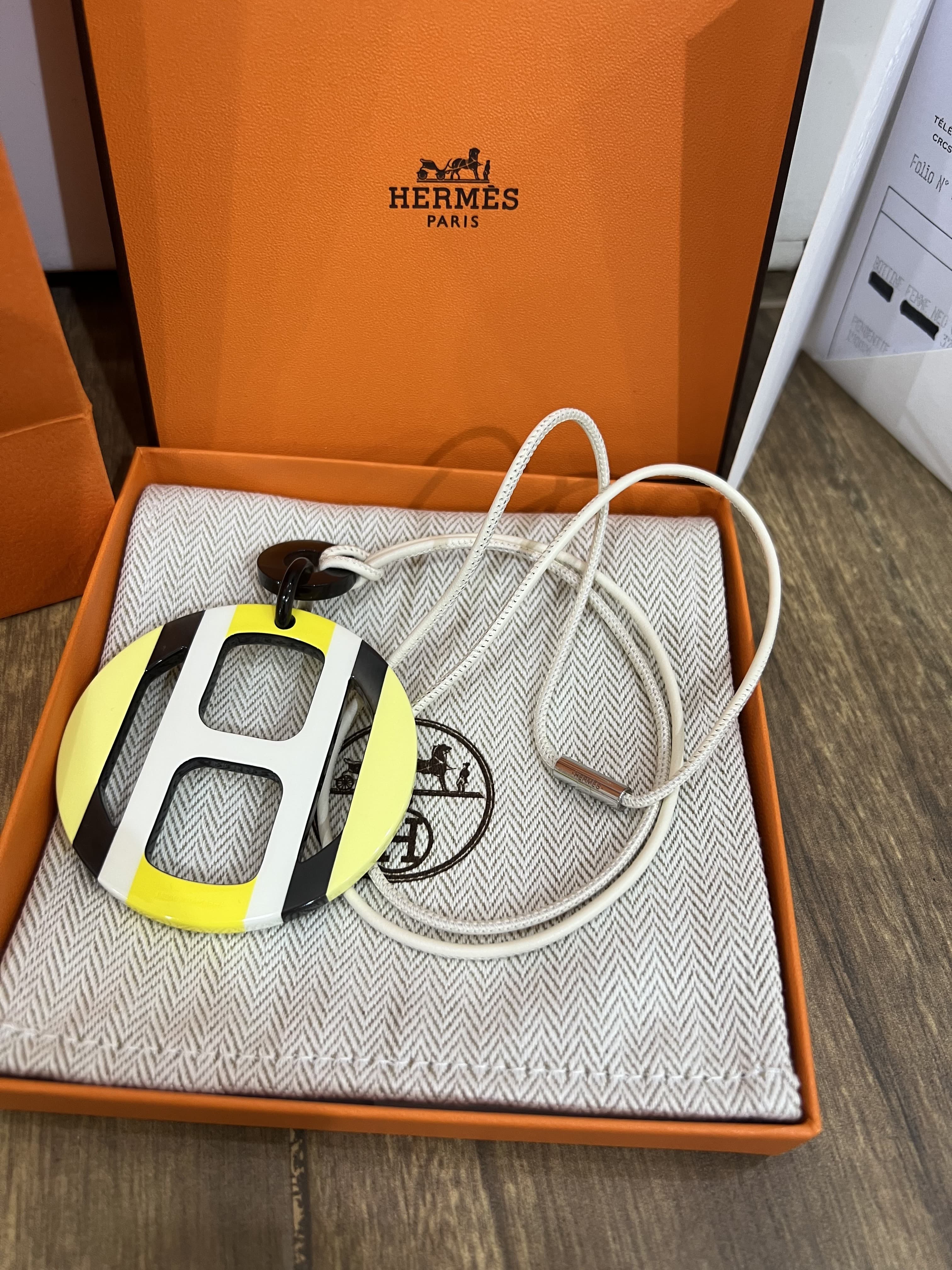 CONTRACT HERMES 0
