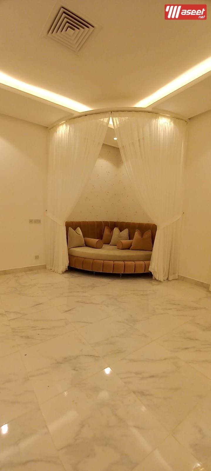 Upholstery and WiFi curtain 3