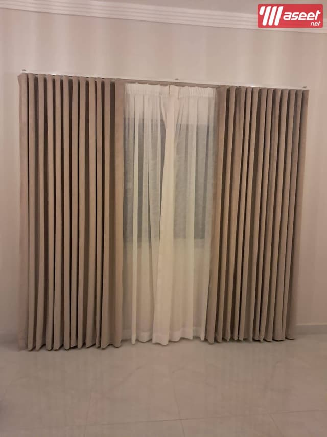  upholstery and curtain 