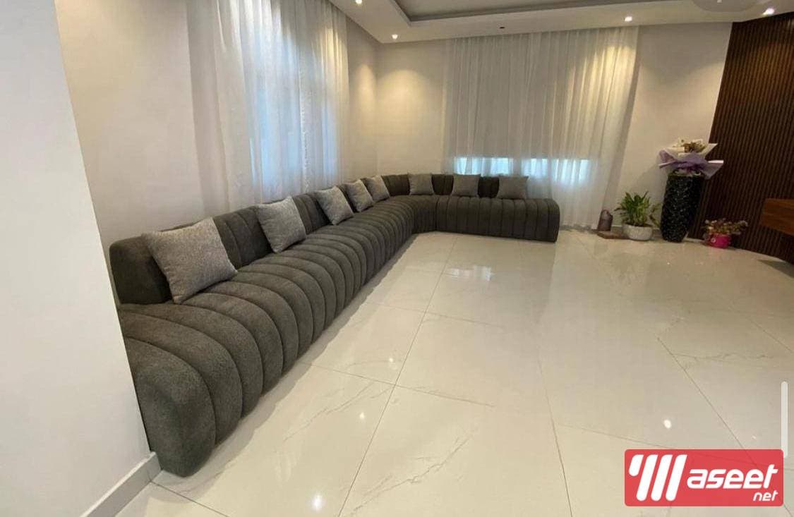 Selling and manufacturing new living rooms  6