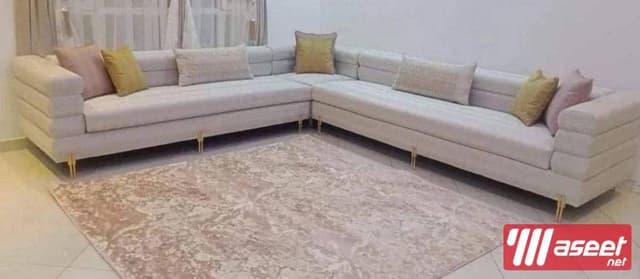 Selling and manufacturing new living rooms 