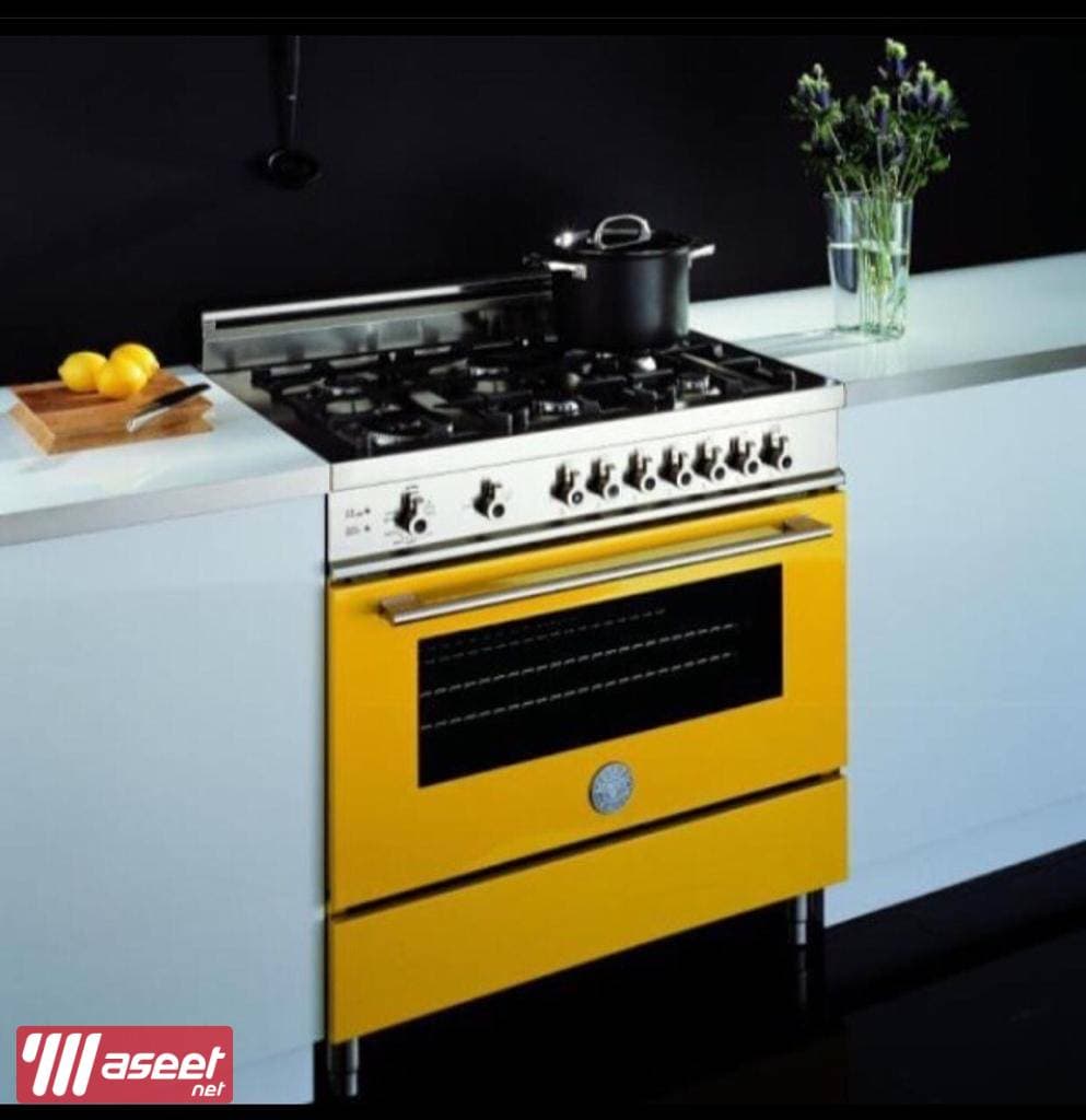 Repairing refrigerators and cookers 3