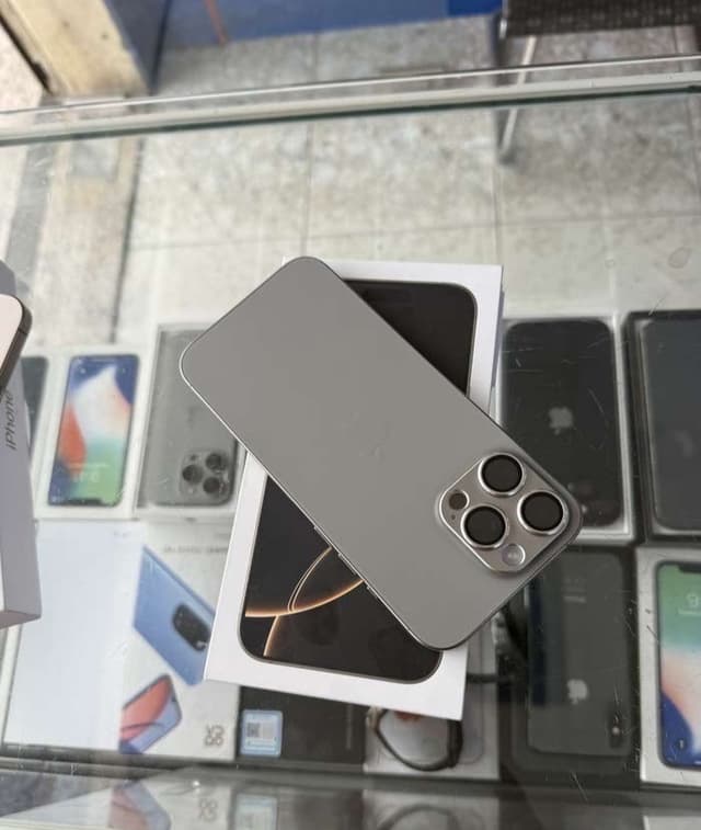 iPhone 16 pro max 256