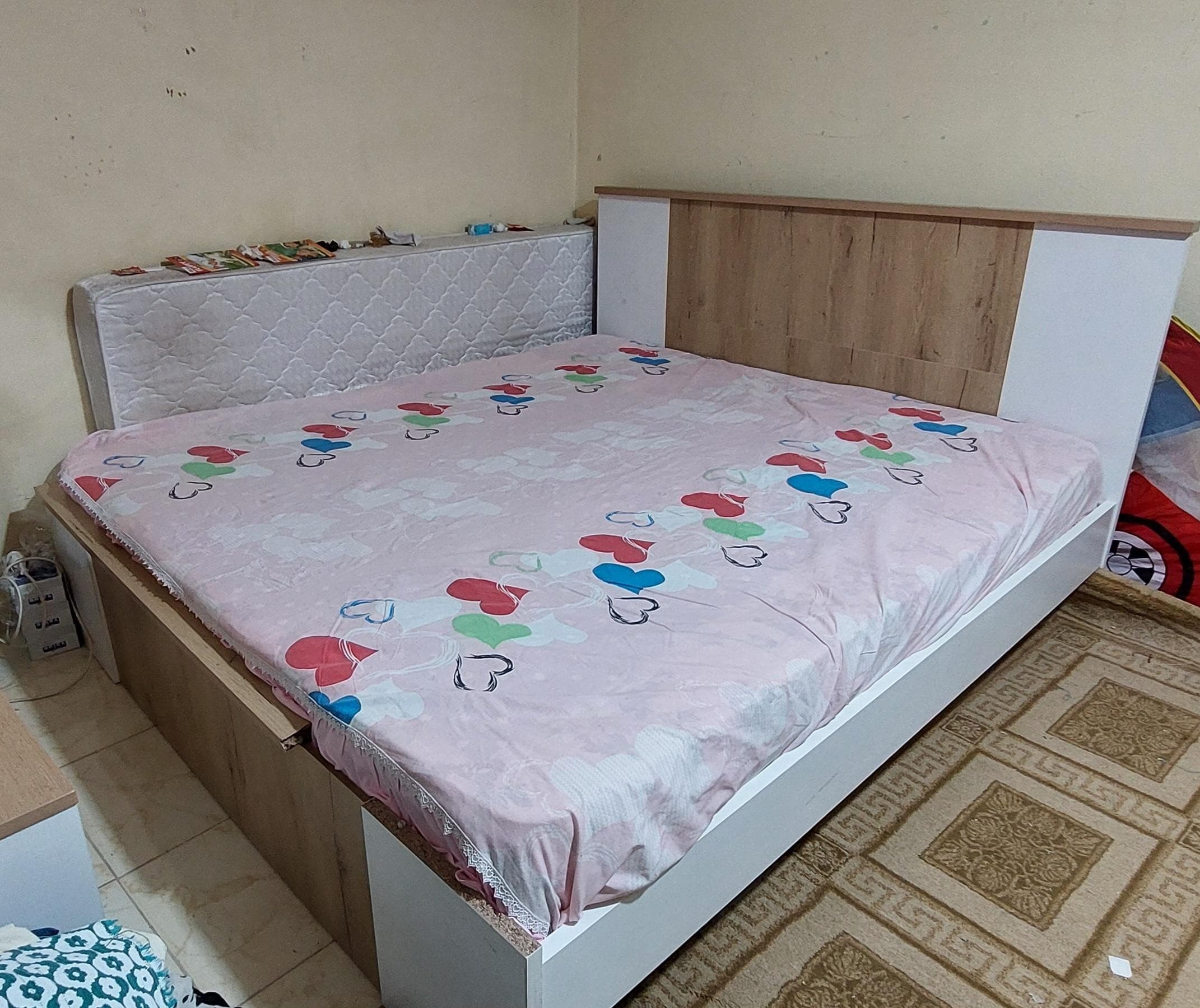big bed for sale 0