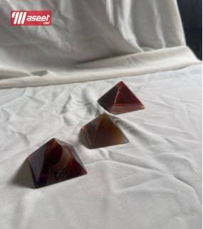 pieces of natural stones  6