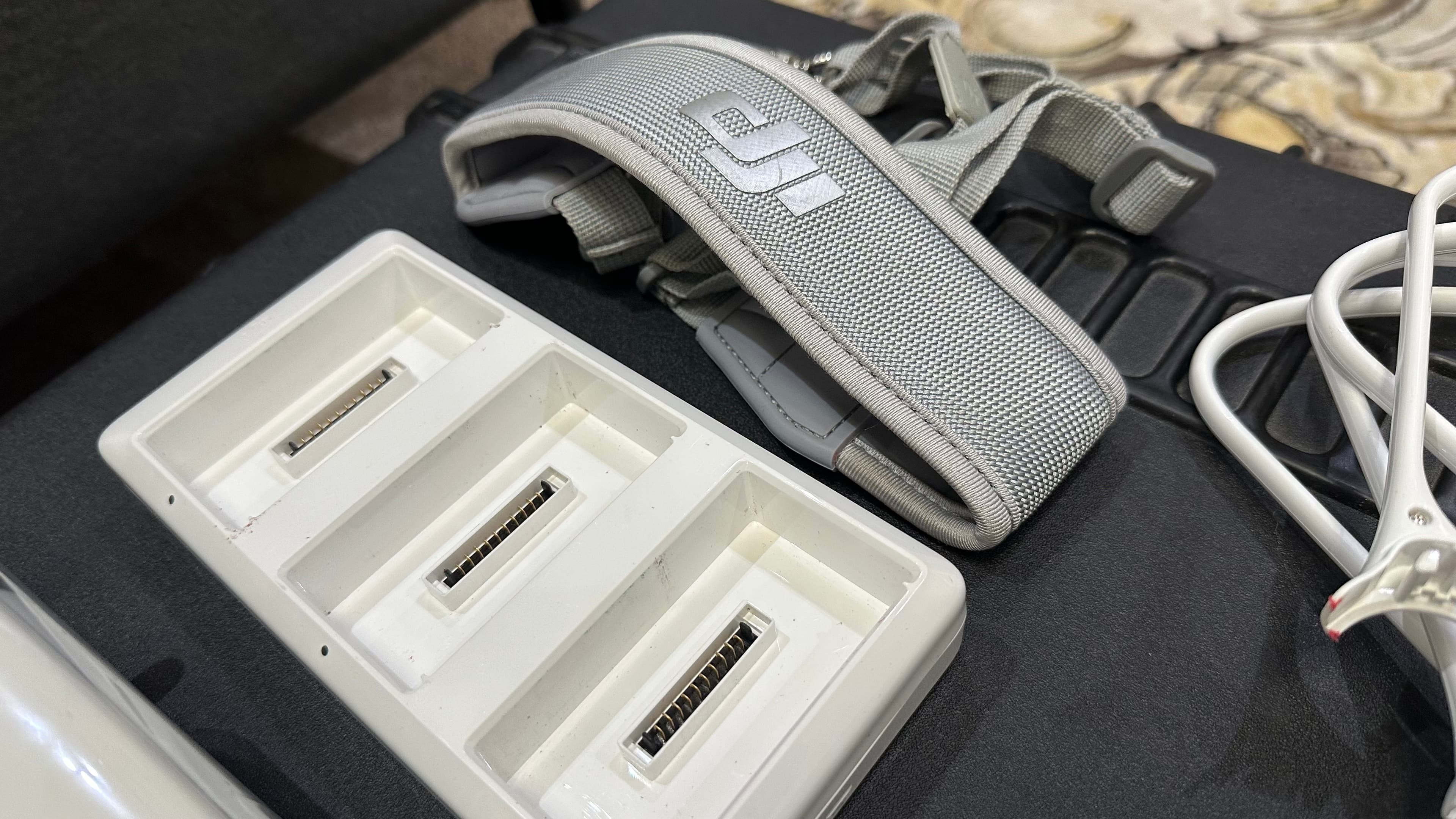 For sale accessories and a kit for the Phantom 4 Pro 1