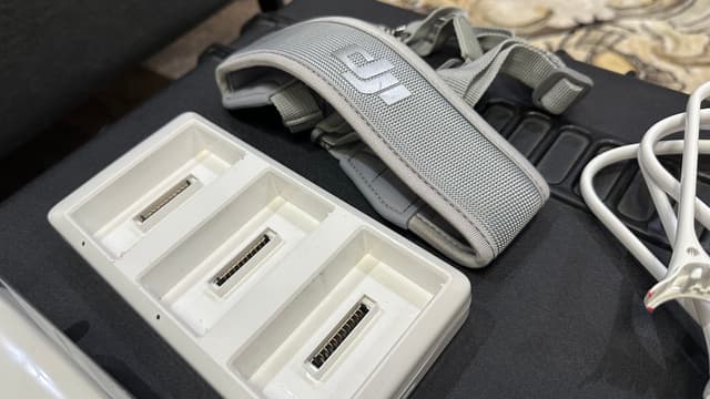 For sale accessories and a kit for the Phantom 4 Pro