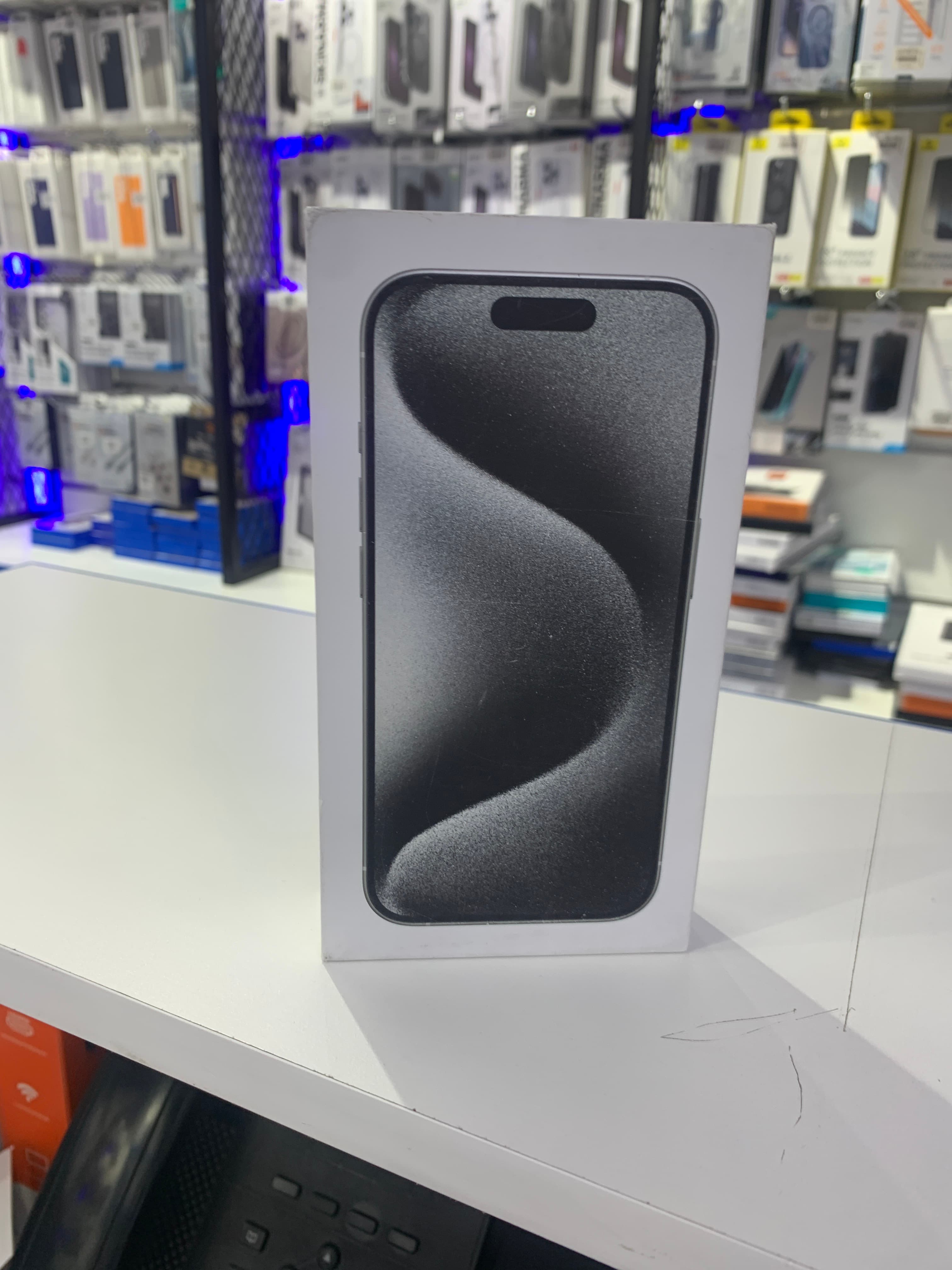 Iphone 15 pro 128b White titanium 0