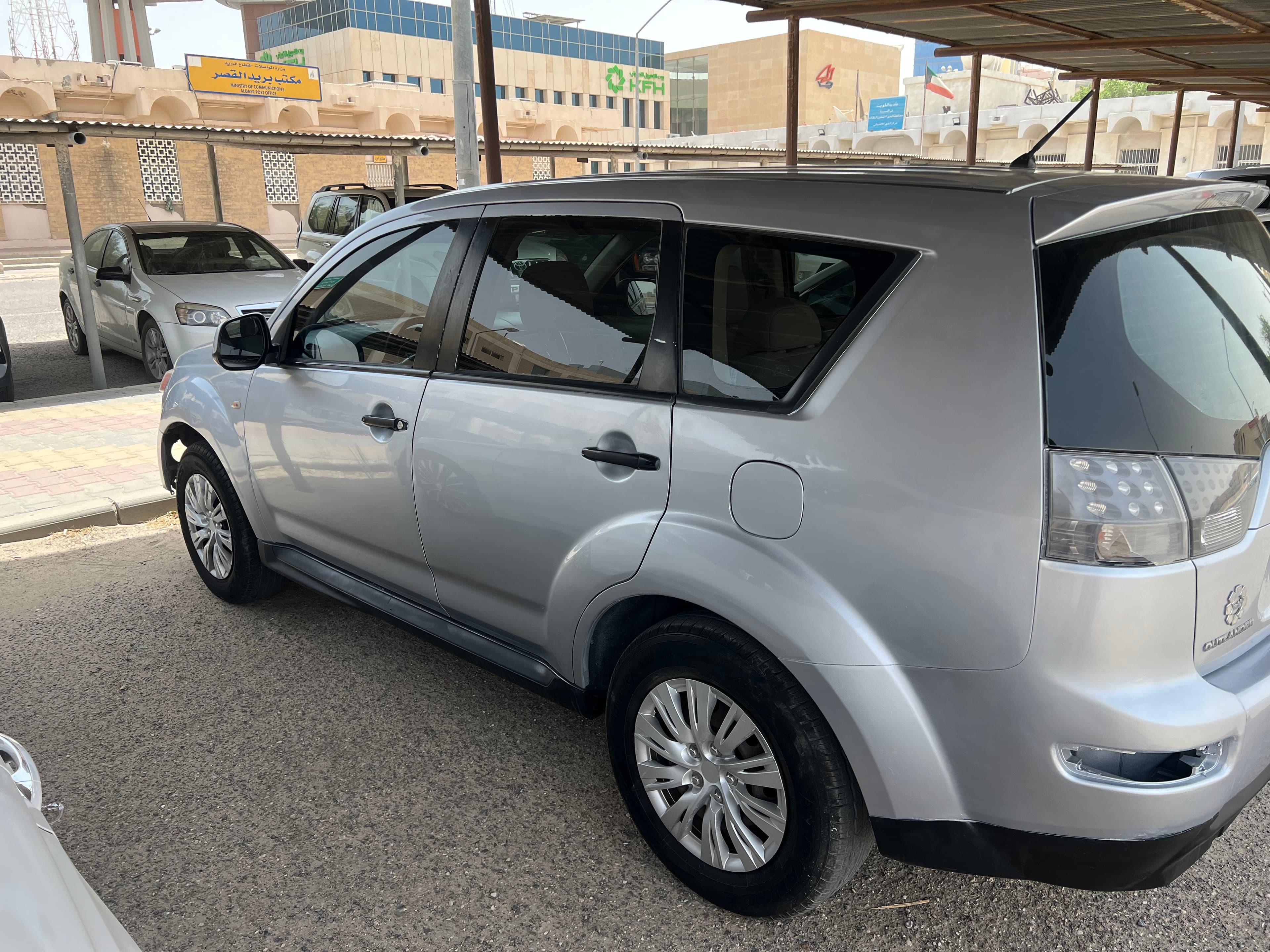 Mitsubishi Outlander model 2009 for sale  2