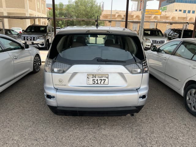 Mitsubishi Outlander model 2009 for sale 